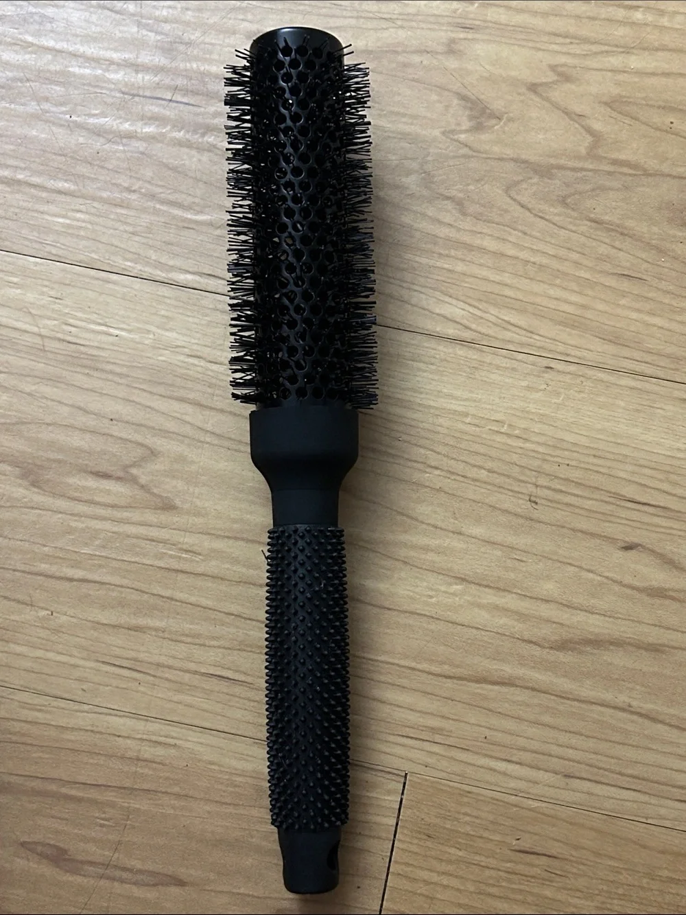 Ergo er33    Ceramic round Hair Brush  New